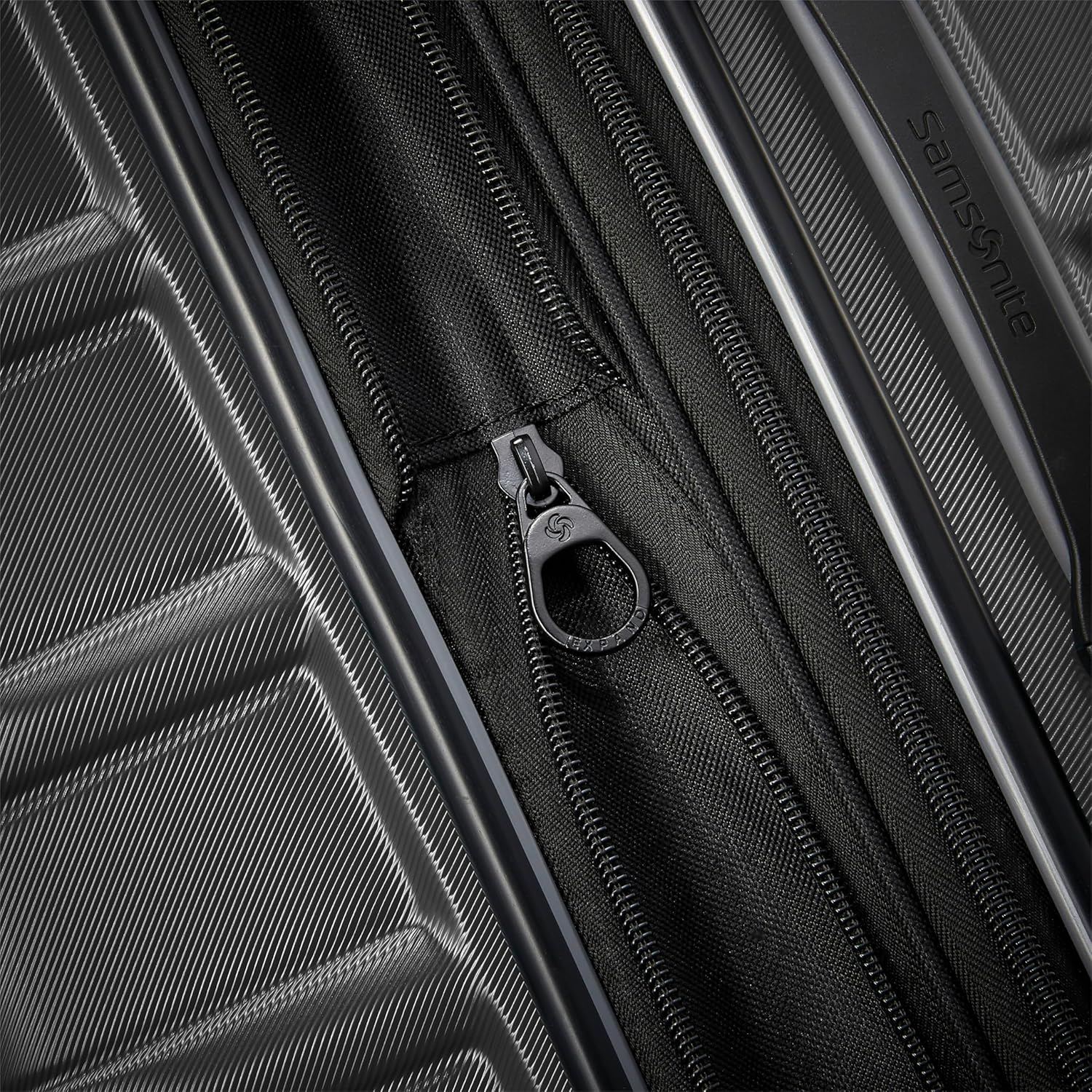 新秀麗 Samsonite Omni 2 雙件組行李箱（19吋登機箱+24吋託運箱/碳鋼黑）